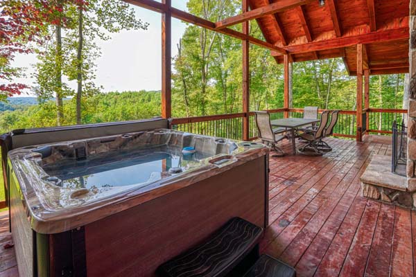 Hot tub on the covered deck