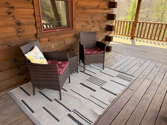 Lonestar Cabin in Hocking Hills, photo 9 of the cabin, decks and interior