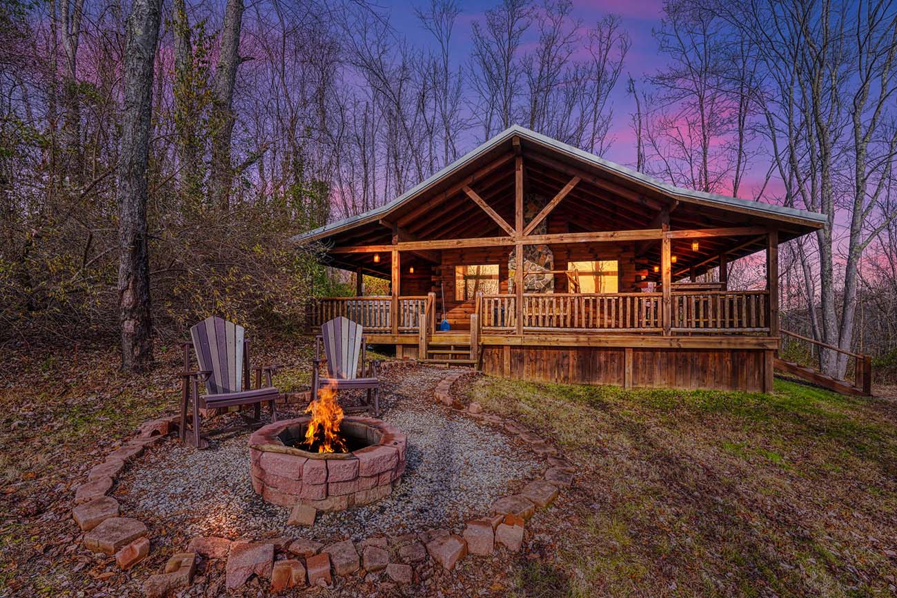 Sunset Cove Cabin in the woods